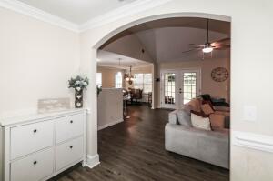 Building Photo - 3115 Alexandria Dr