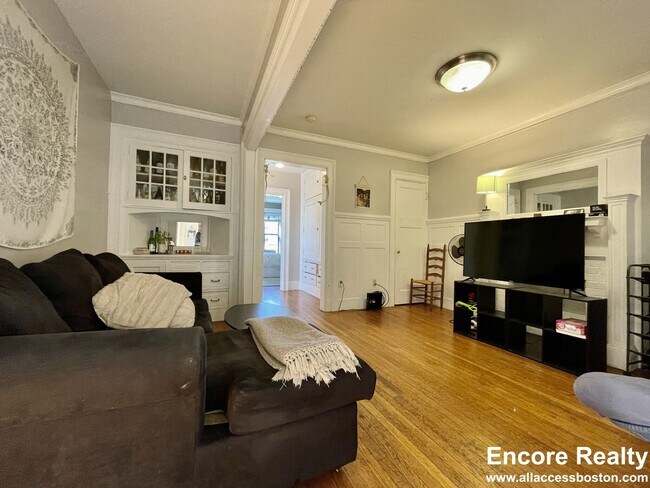 Foto del edificio - 448 Park Dr