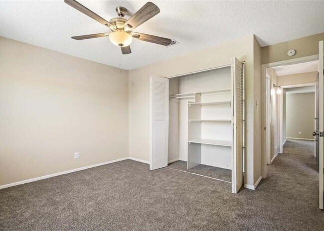 Building Photo - 286 Westview Terrace