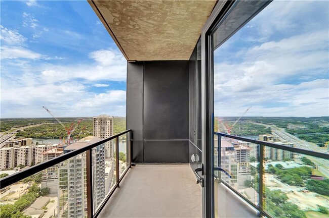 Foto del edificio - 70 Rainey St