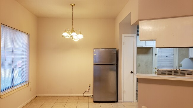 Building Photo - 8320 Wild Rose St