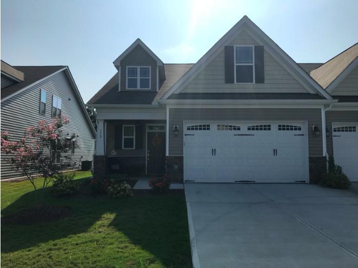 Foto principal - 112 Radcliffe Ct