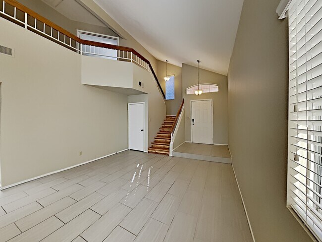 Building Photo - 2713 Sattley Cir