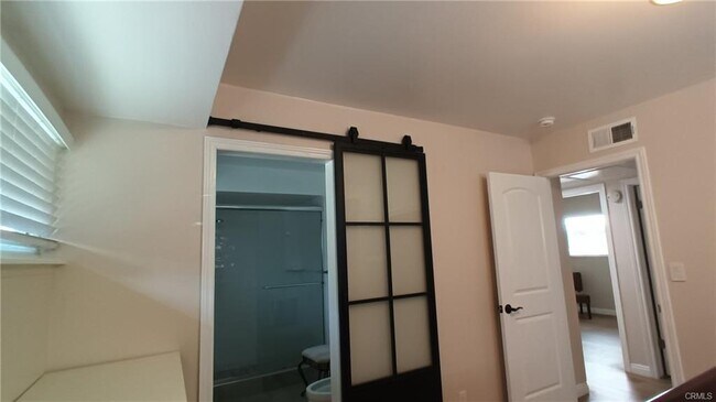 Building Photo - 20644 Collegewood Dr