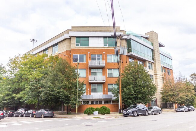 Foto del edificio - 914 W Hubbard St