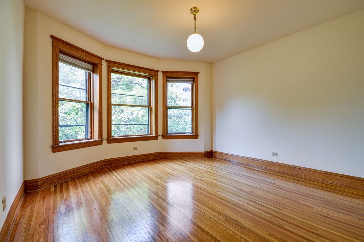 Foto principal - 849 W Grace St