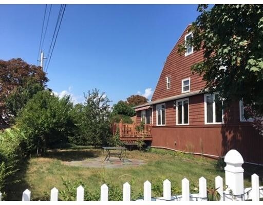 Primary Photo - 69 G St