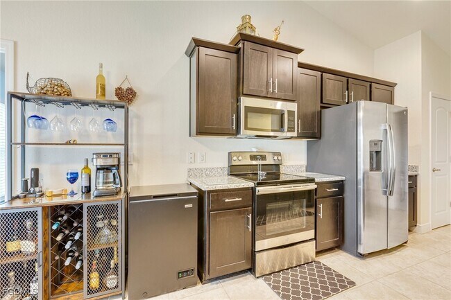Foto del edificio - 614 SW 31st Terrace