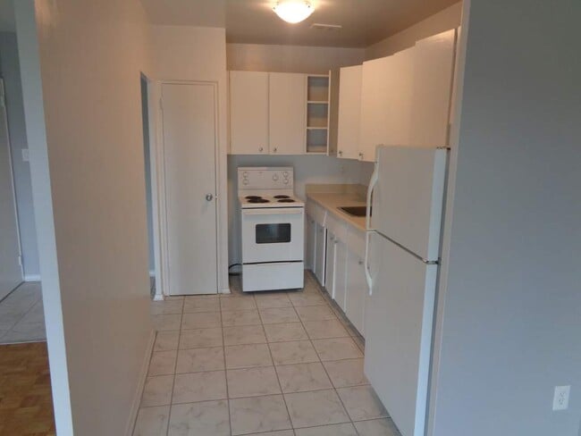 Building Photo - 71 Talara Drive