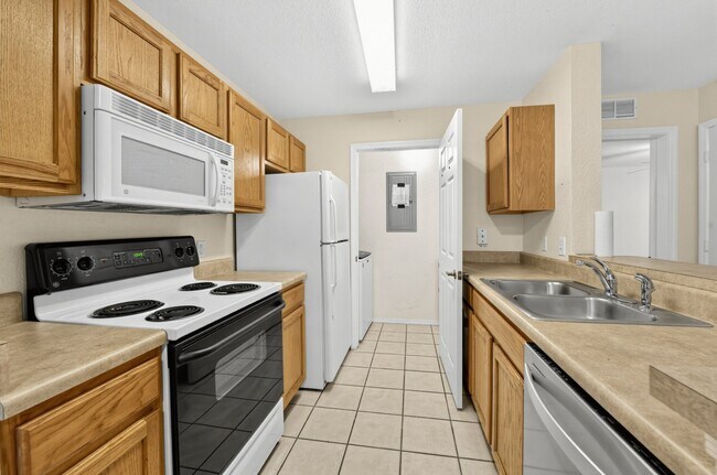 Building Photo - 4850 51st St W