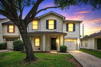 Building Photo - 29627 Evergreen Hills Dr