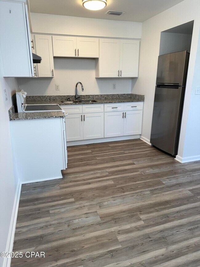 Foto del edificio - 130 Beulah Ave