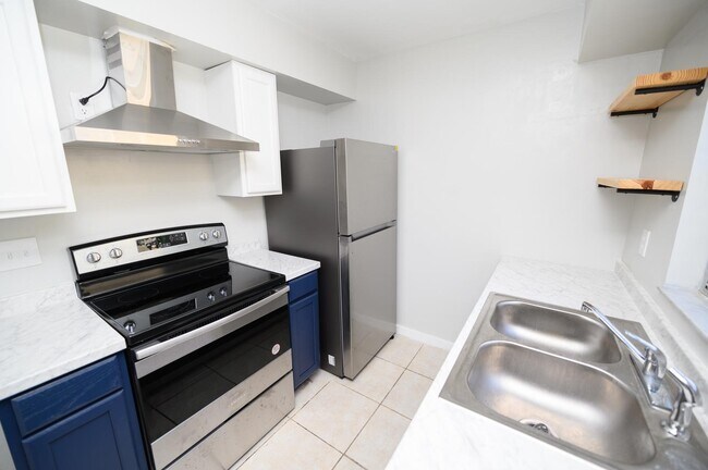 Foto del edificio - 516 Camino Ct