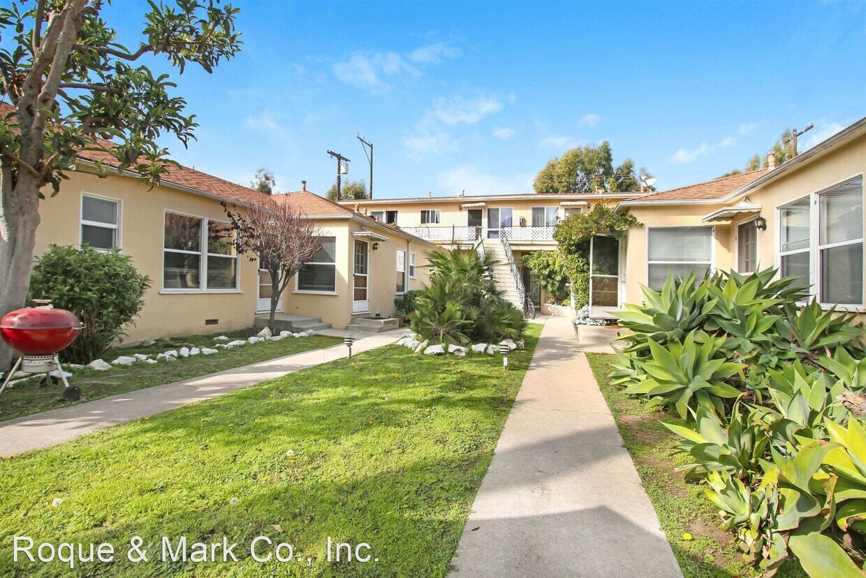 Primary Photo - 1 br, 1 bath Apartment - 551-557 3/4 Washi...