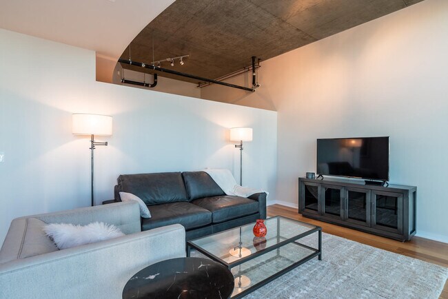 Foto del edificio - 1700 Bassett St