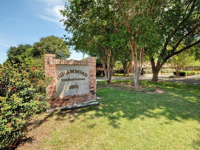 Foto del edificio - 1601 Faro Dr