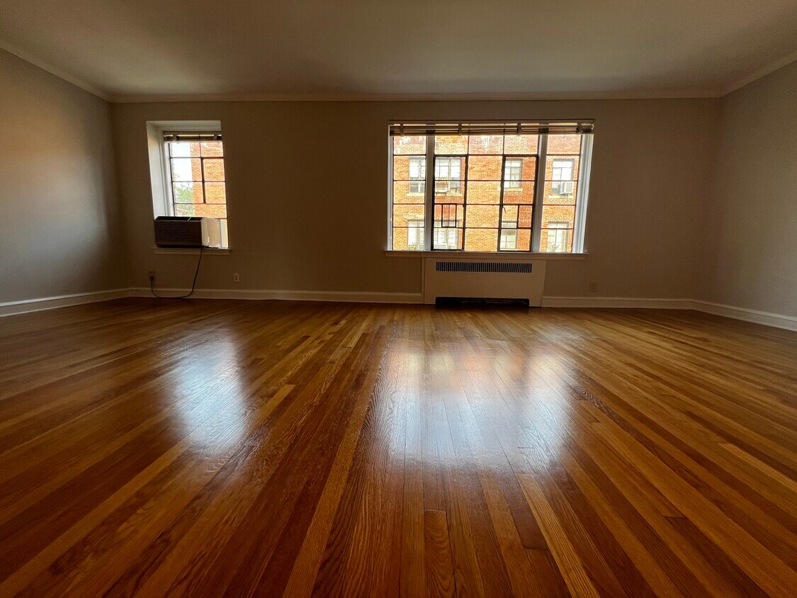 111 Longwood Ave Unit 3, Brookline, MA 02446 Condo for Rent in