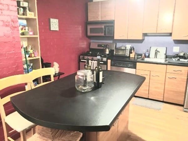 Building Photo - 42 Chauncy St