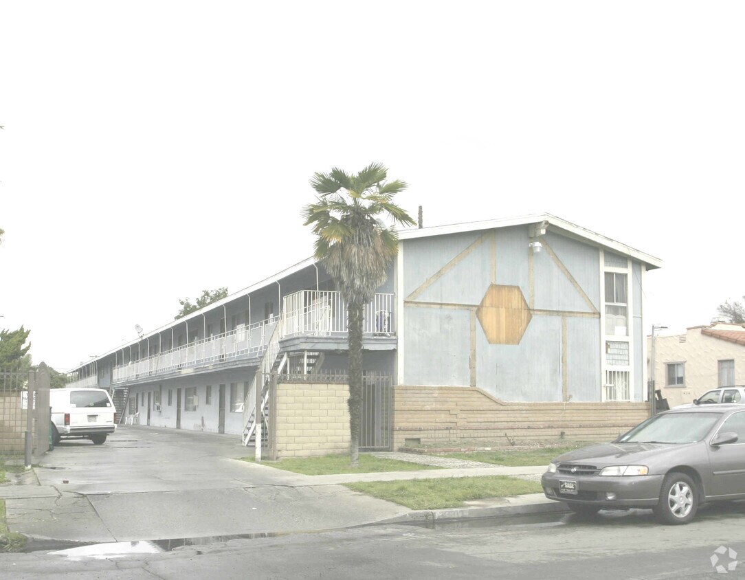 6503 72nd St, Paramount, CA 90723 Apartments in Paramount, CA