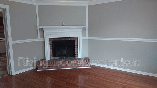 Foto del edificio - 422 Buckingham Cir