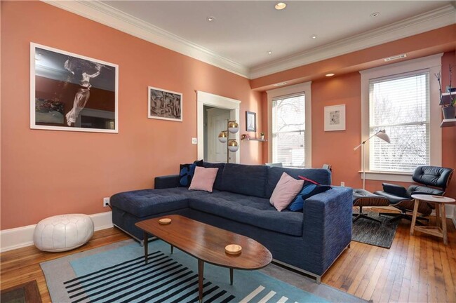 Building Photo - 1229 Euclid Ave NE