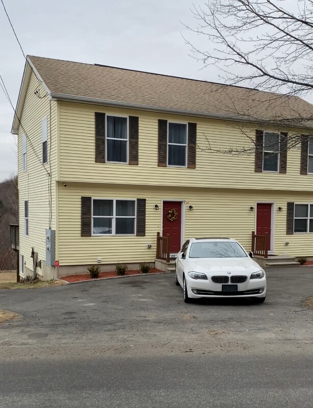Foto principal - 109 Yale St