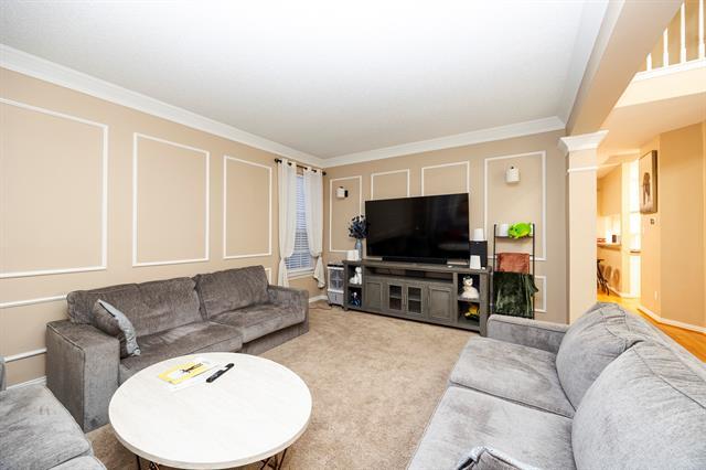 Foto del edificio - 2106 Hunter Pl Ln