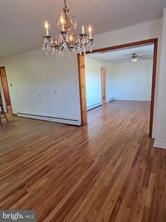 Building Photo - 588 Gum Bush Rd