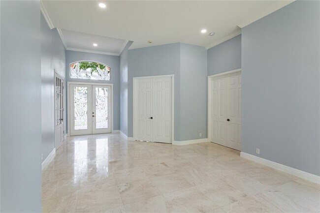 Foto del edificio - 15683 Cypress Park Dr
