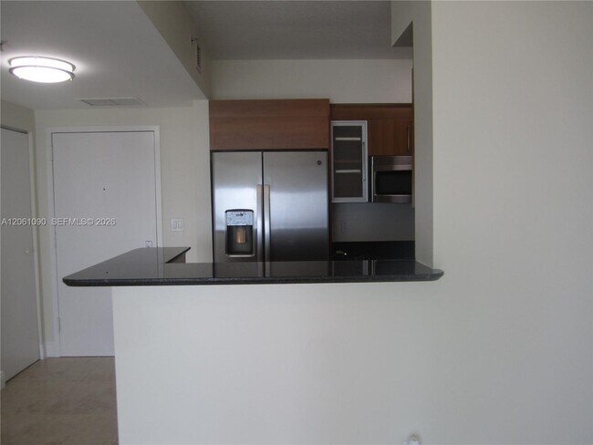 Building Photo - 325 S Biscayne Blvd