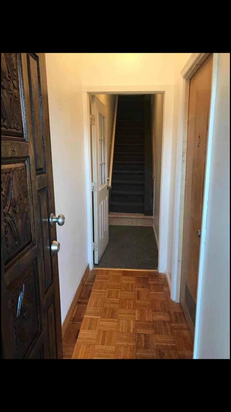 Primary Photo - 7137 Torresdale Ave