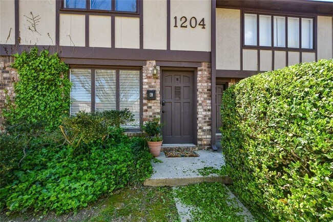 Foto del edificio - 1204 Ashborough Rd SE