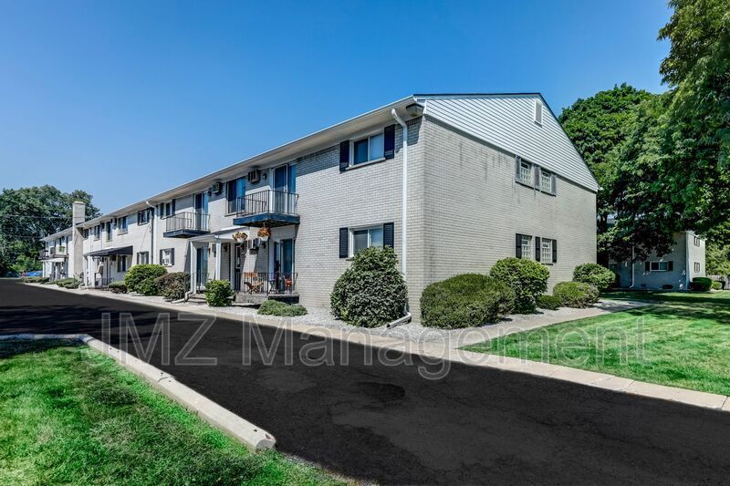 Foto principal - 5650 Pardee Ave