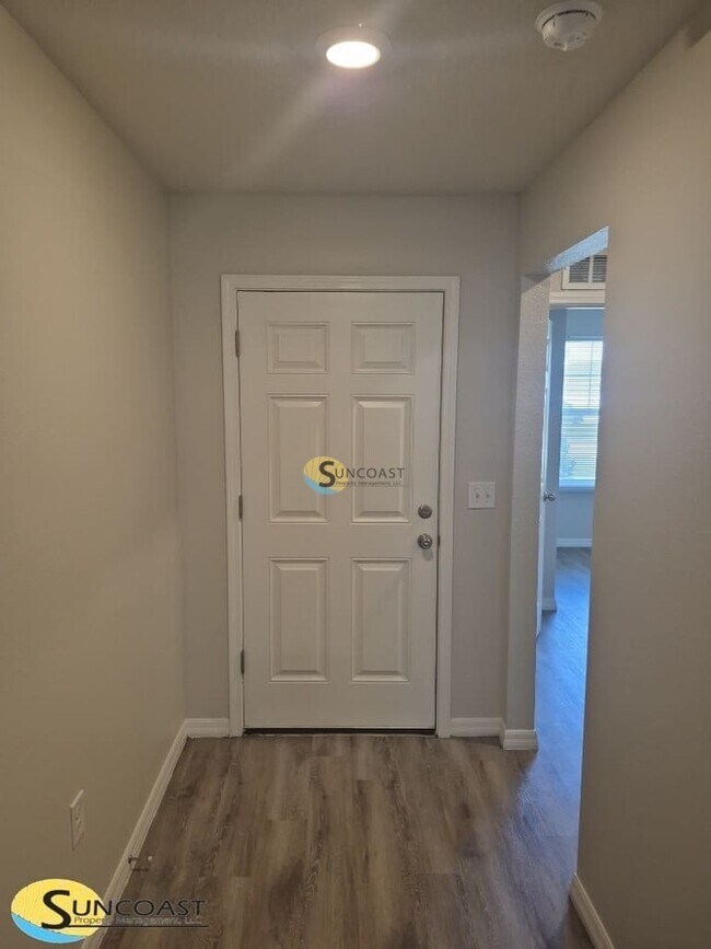 Building Photo - 8676 Kaye Ln