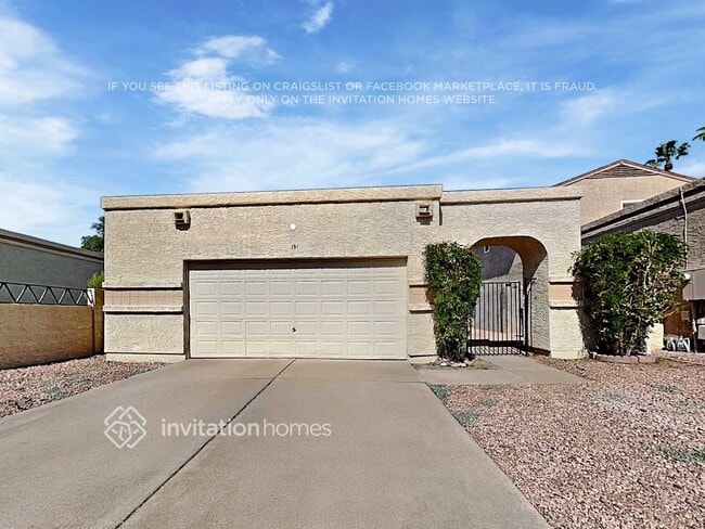 Building Photo - 630 E Jensen St