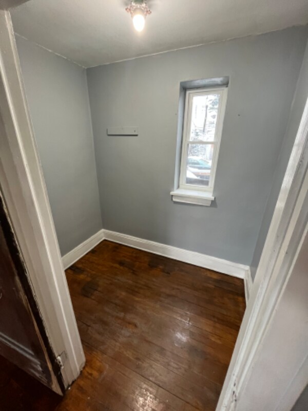 Building Photo - 46 S Valley St