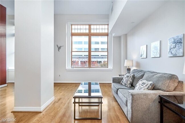 Building Photo - 1 br, 1 bath Condo - 237 Granby St Unit 26