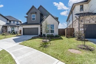 Building Photo - 25803 Rippey Gln Dr