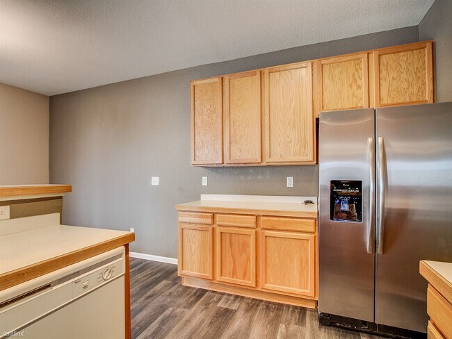 Foto del edificio - 3 br, 2 bath House - 13779 Legend Trail 102