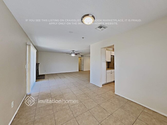 Building Photo - 4541 W Cheryl Dr