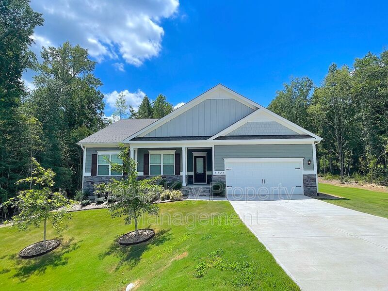 Foto principal - 3821 Bella Woods Dr