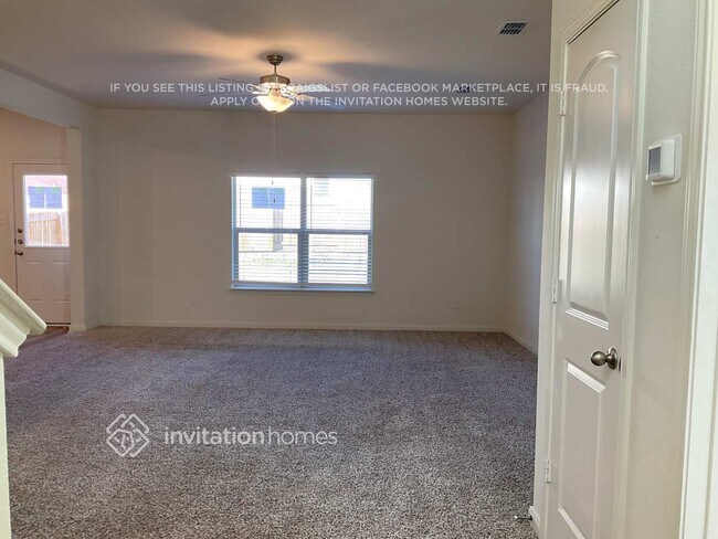 Foto del edificio - 3125 Angus Dr