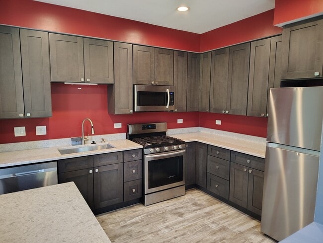 Foto del edificio - 667 Woodhaven Dr