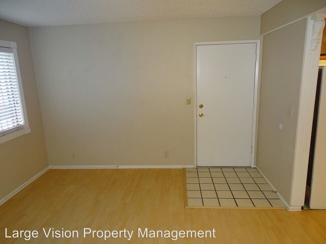 Building Photo - 1701 E Katie Ave