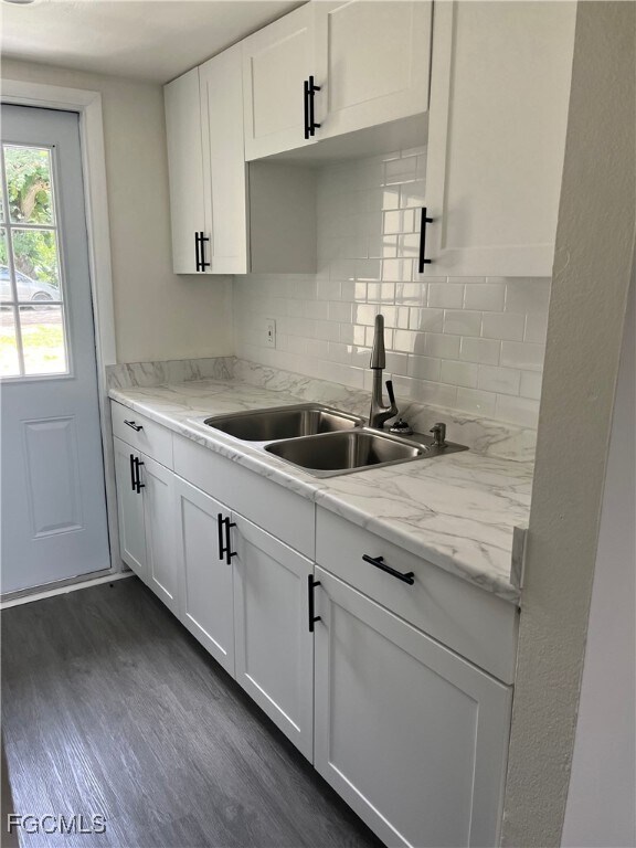 Foto principal - 721 Burdick Ave