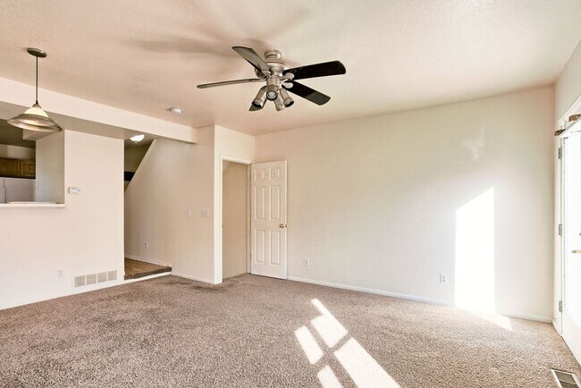 Foto del edificio - 2955 W Stuart St