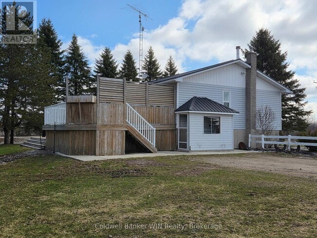 Building Photo - 7324 5 SIDE ROAD E