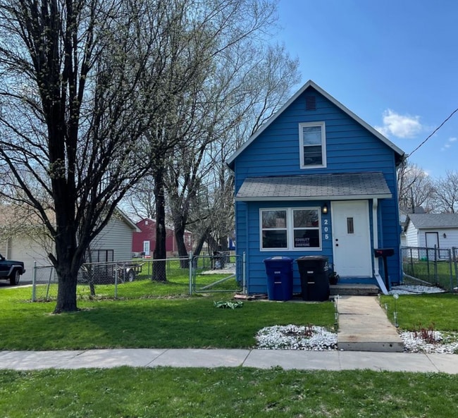 Exterior Front - 205 E Jackson Ave