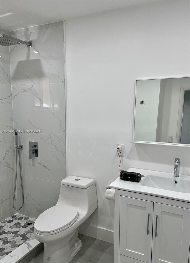 Foto del edificio - 2785 SW 33rd Ave