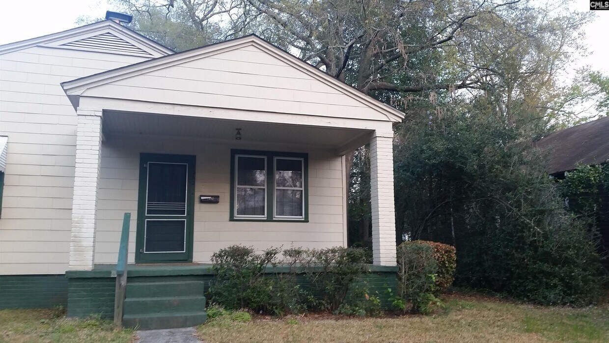 Primary Photo - 1212 Woodrow St